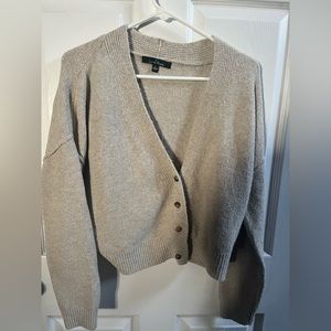 Cream/Tan Cardigan
